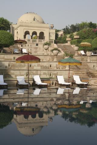 Swimming Pool, Amarvillas
