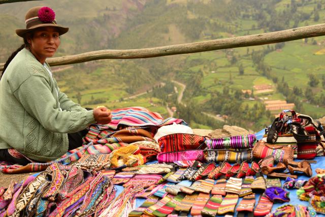 Textile merchant, Sacred Valley
